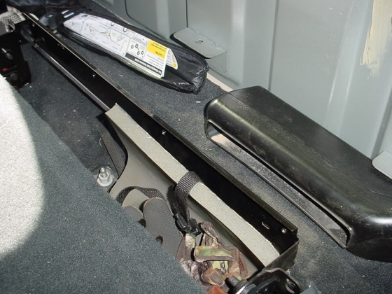 2001-2007 Chevy Crew Cab HD Downfire Sub Box 2X10 Carpeted – East
