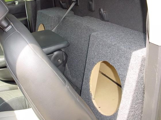2002 UP Dodge Regular Cab Carpeted Subwoofer Box sub Box 2X12