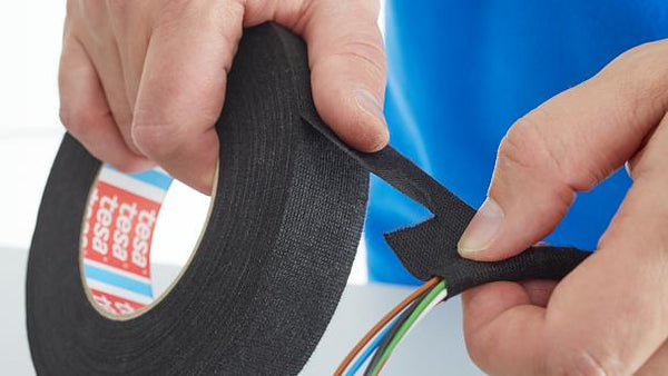 4 Rollen Isolatietape, Zwart, 15 m x 15 mm - Weefseltape Voor Reparatie van Gesplitste Draden en Draadbundels - Plakband 4 Rollen Isolatietape, Zwart, 15 m x 15 mm - Weefseltape Voor Reparatie van Gesplitste Draden en Draadbundels - Plakband