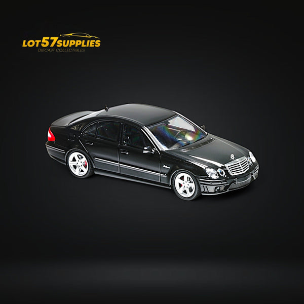 MK MODELLO 1:64 E63 W211 Modello di auto classico MK MODELLO 1:64 E63 W211 Modello di auto classico