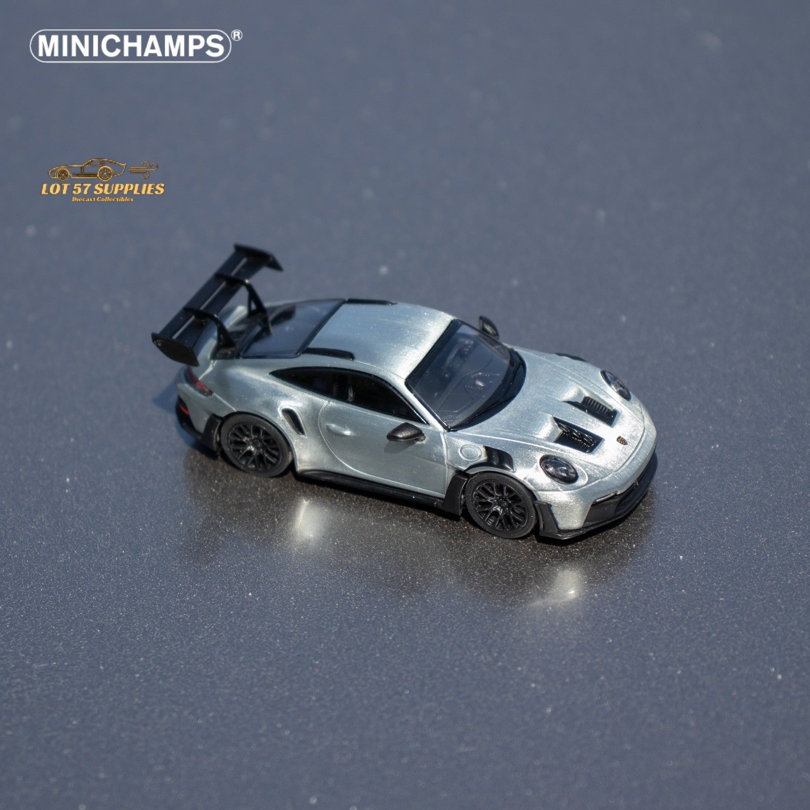 Minichamps X CLDC Exclusive Porsche 911 GT3 RS in Raw Silver